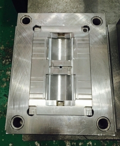 Y300422儀器塑膠制品，深圳塑膠模具廠，注塑模具加工